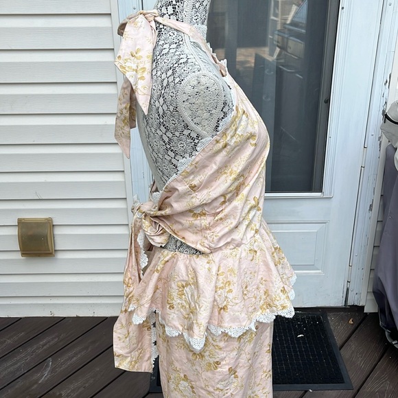 V CHAPMAN LADIES PINK FLOWERS LACE HALTER MIDI DRESS-12-WEDDING-PROM-GORGEOUS! - Picture 9 of 14